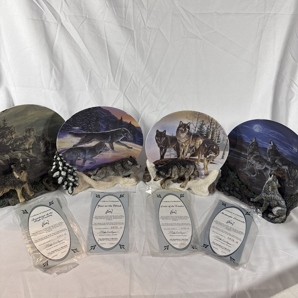 Hamilton Collection Realm Of The Wolf Plate Set 8in Multicolor Good Al Agnew 4pc